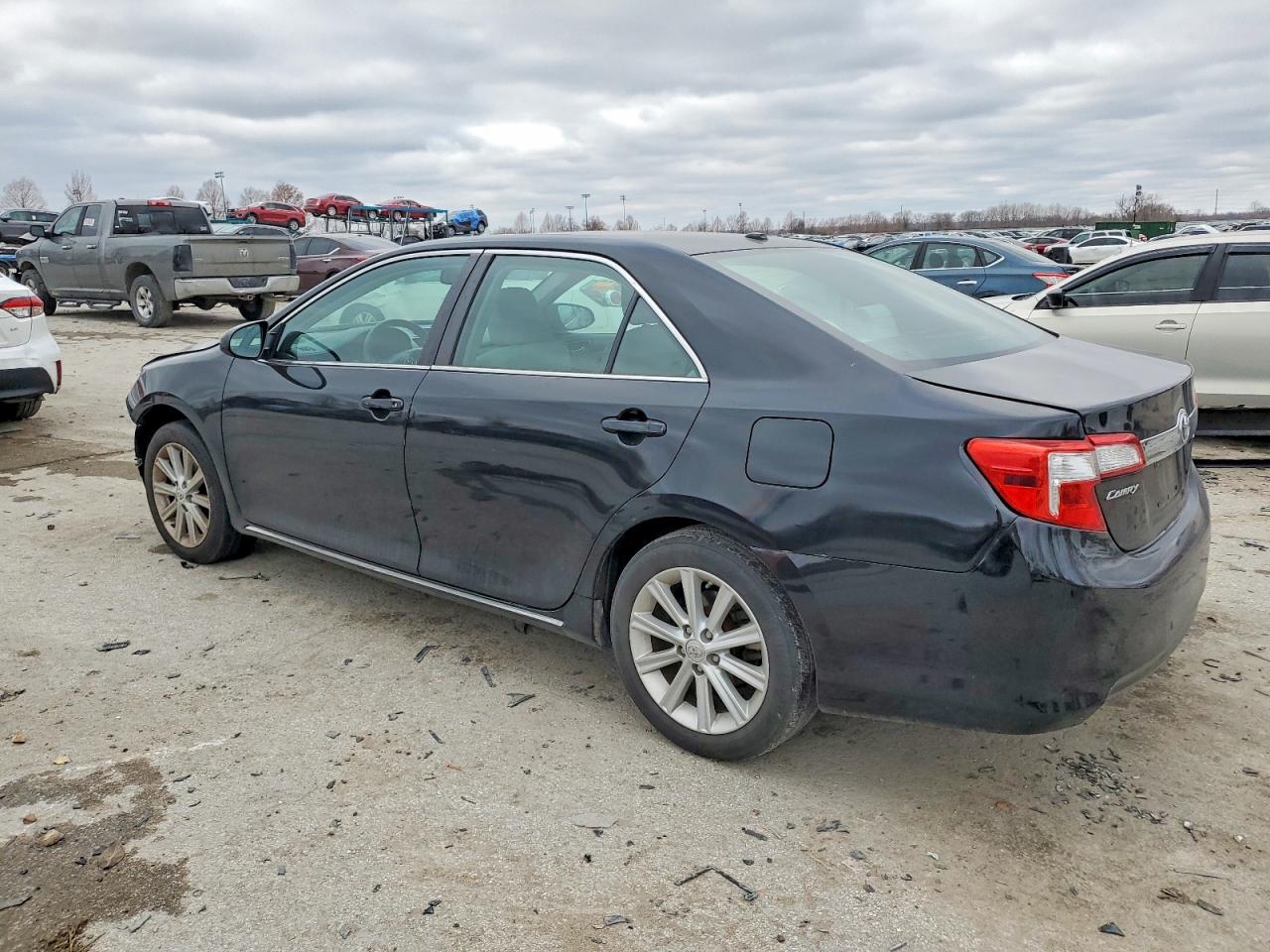 2012 TOYOTA CAMRY BASE photo 2
