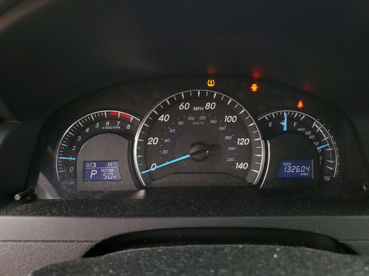2012 TOYOTA CAMRY BASE photo 9
