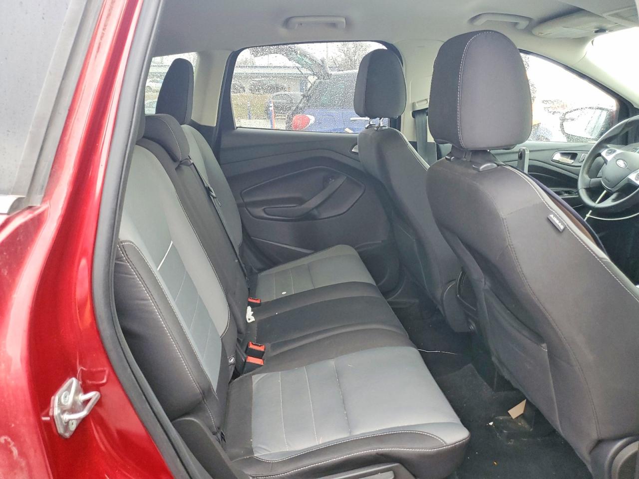 2015 FORD ESCAPE SE photo 10