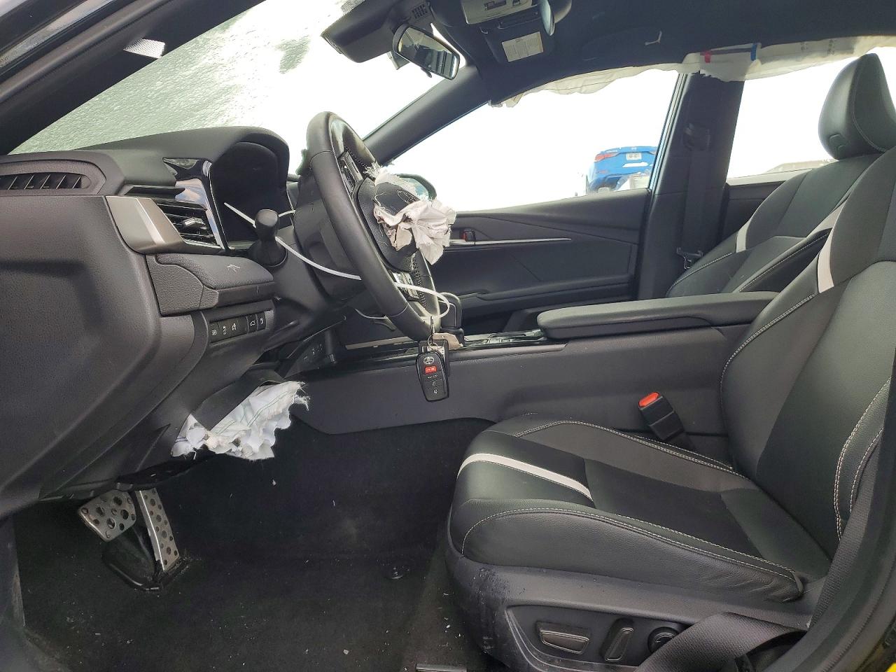 2025 TOYOTA CAMRY XSE photo 7