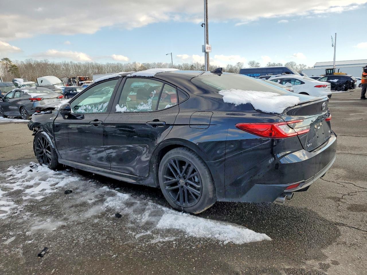 2025 TOYOTA CAMRY XSE photo 2