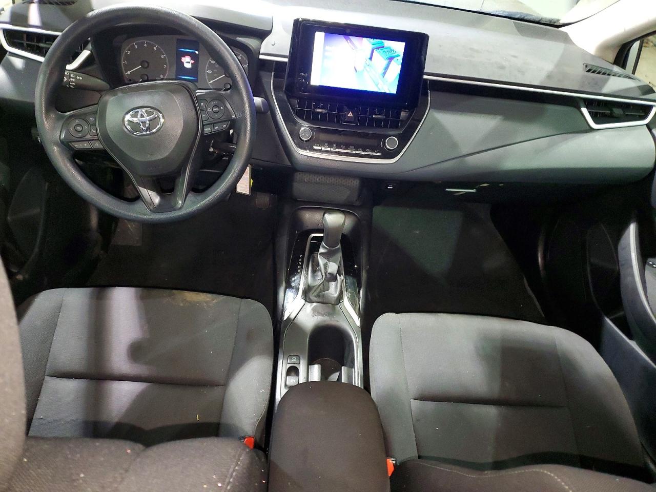 2025 TOYOTA COROLLA LE photo 8