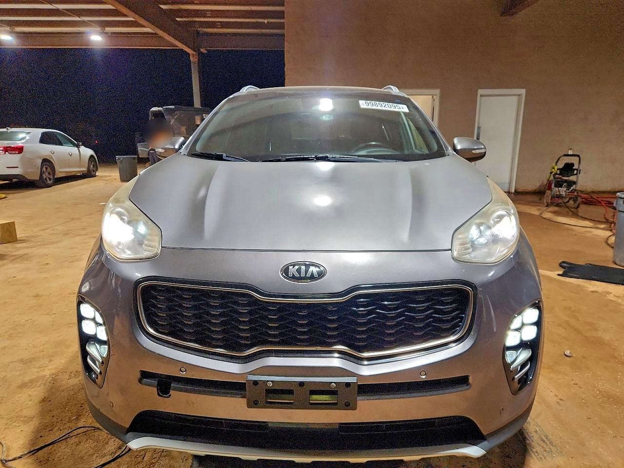 2017 KIA SPORTAGE SX photo 5
