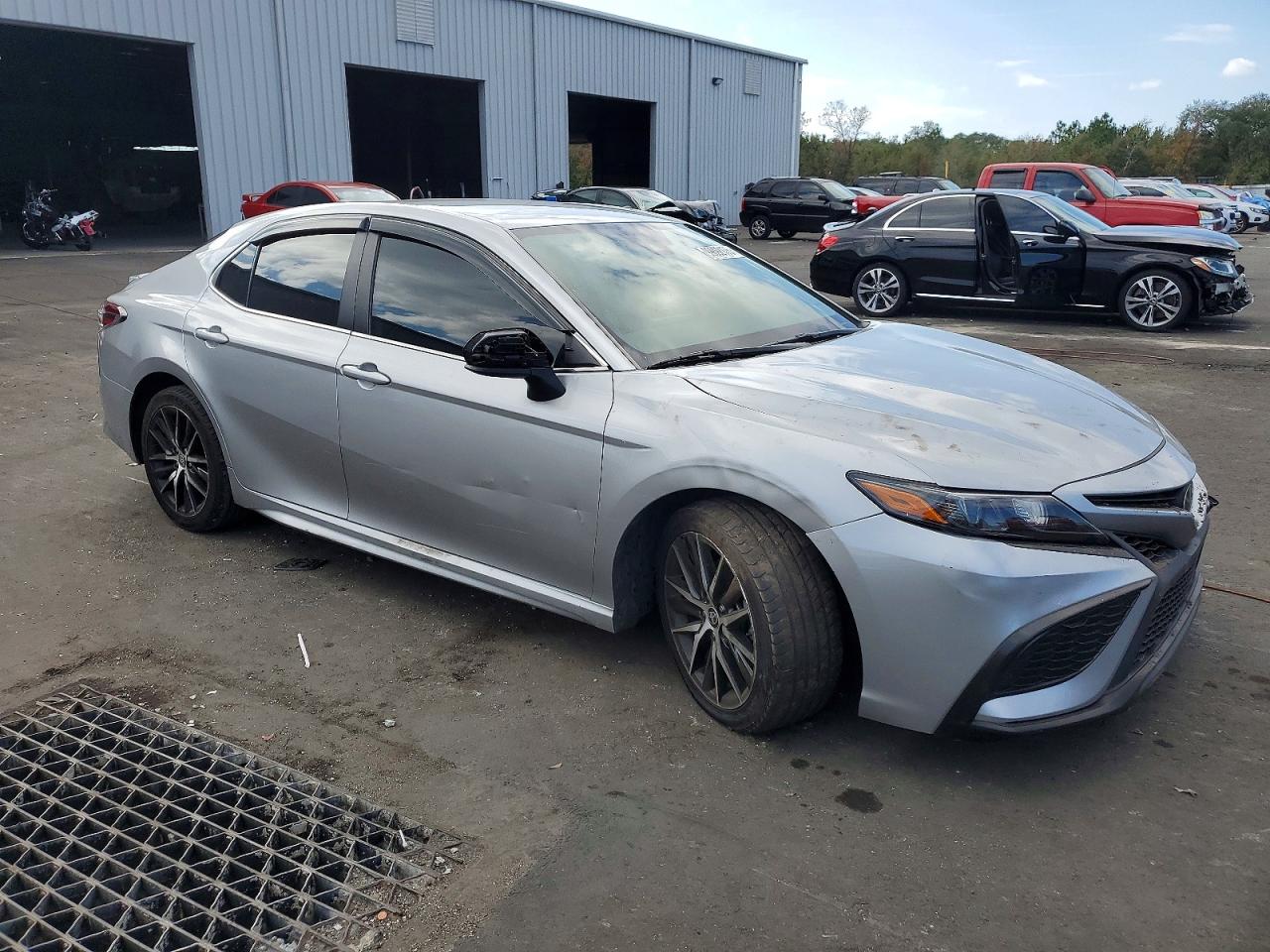 2023 TOYOTA CAMRY SE NIGHT SHADE photo 4