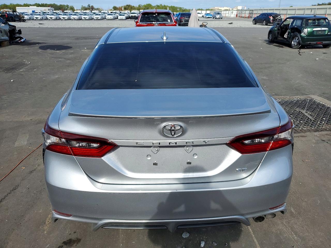 2023 TOYOTA CAMRY SE NIGHT SHADE photo 6