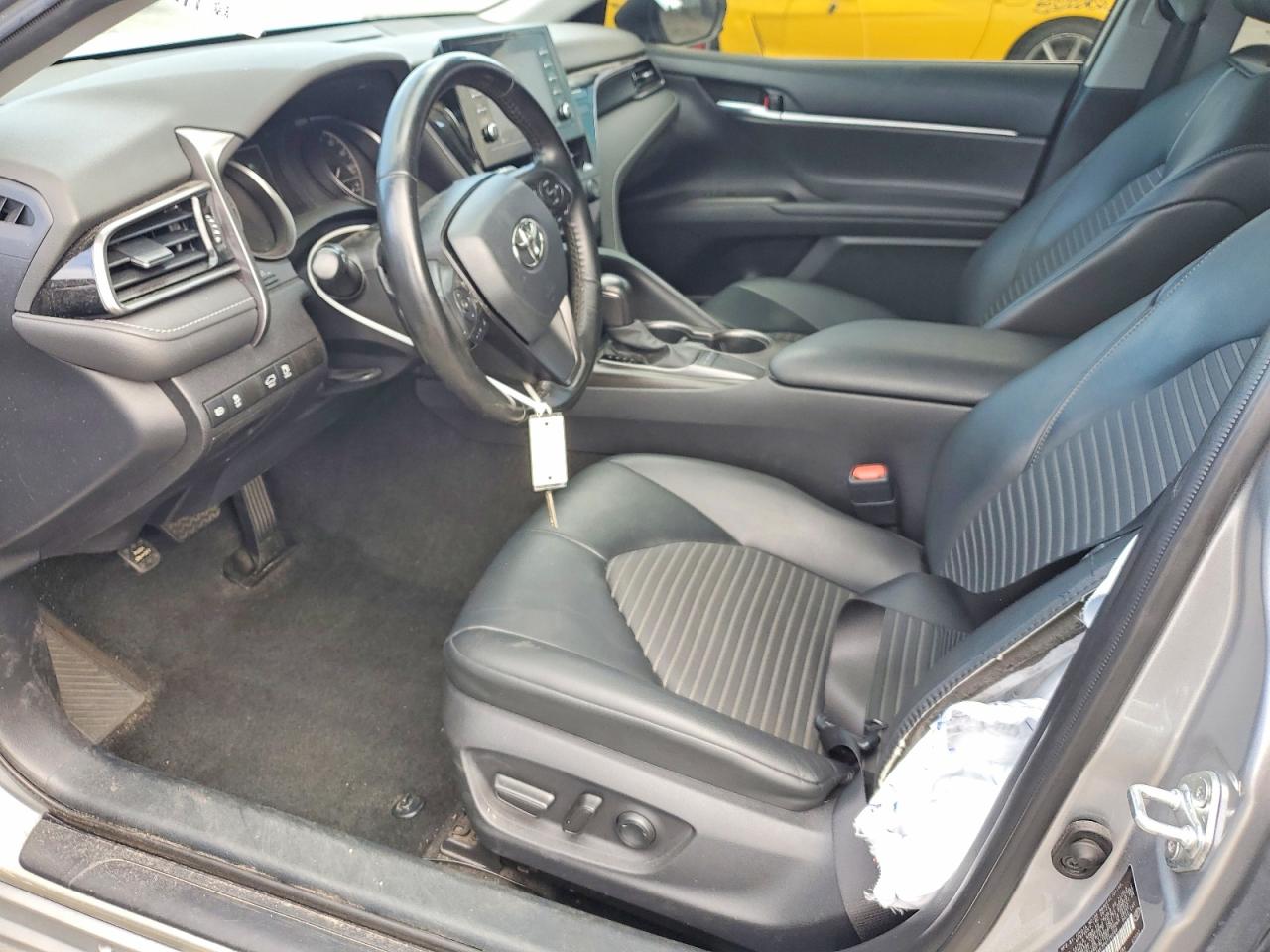 2023 TOYOTA CAMRY SE NIGHT SHADE photo 7