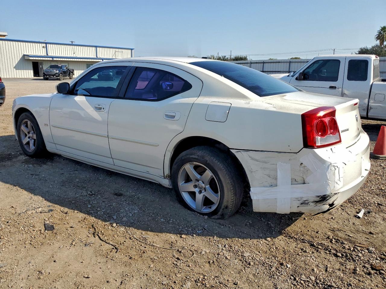 2010 DODGE CHARGER SXT photo 2