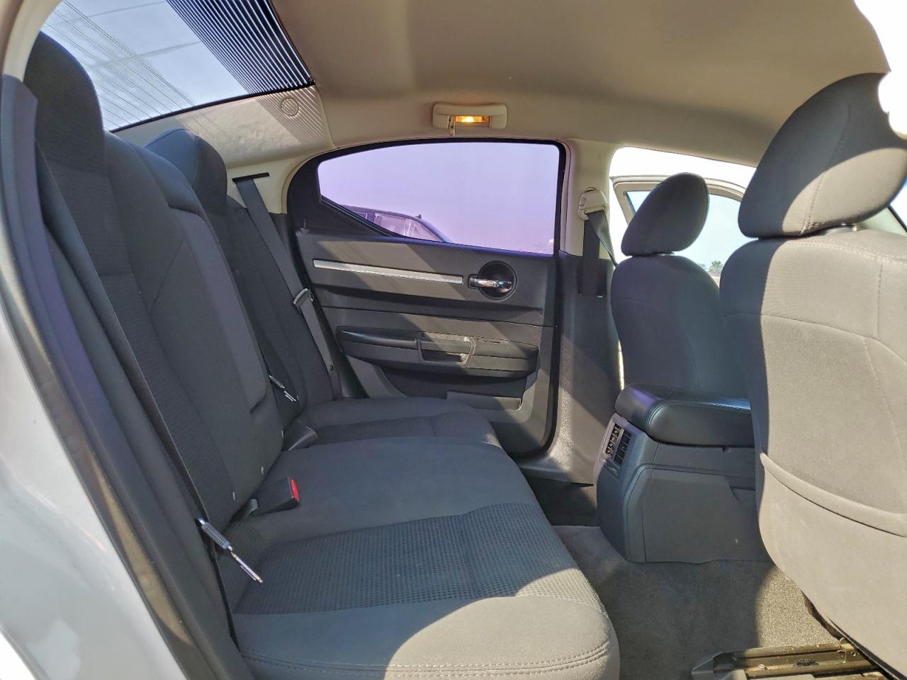 2010 DODGE CHARGER SXT photo 10