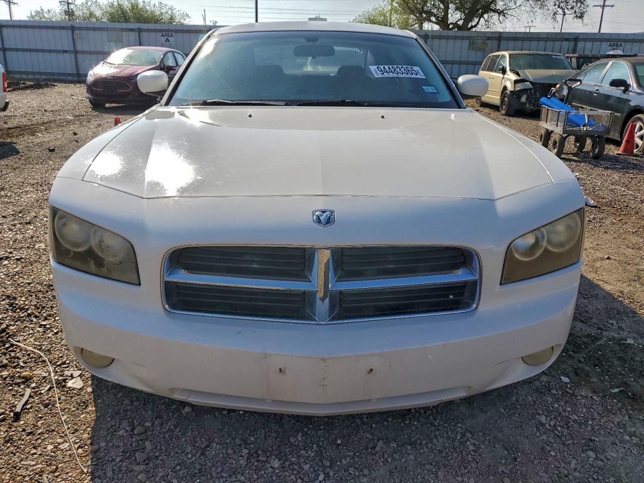 2010 DODGE CHARGER SXT photo 5