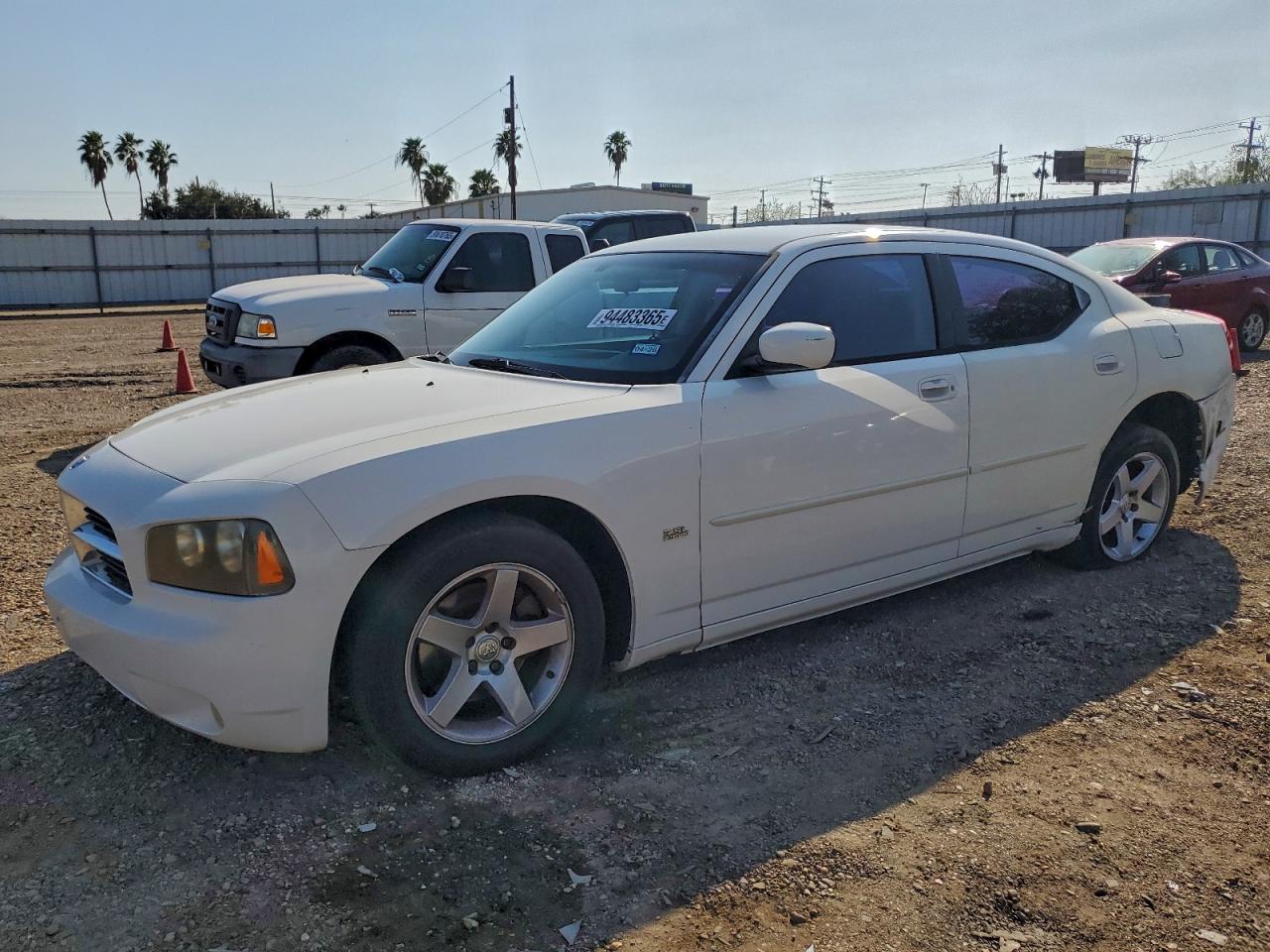2010 DODGE CHARGER
