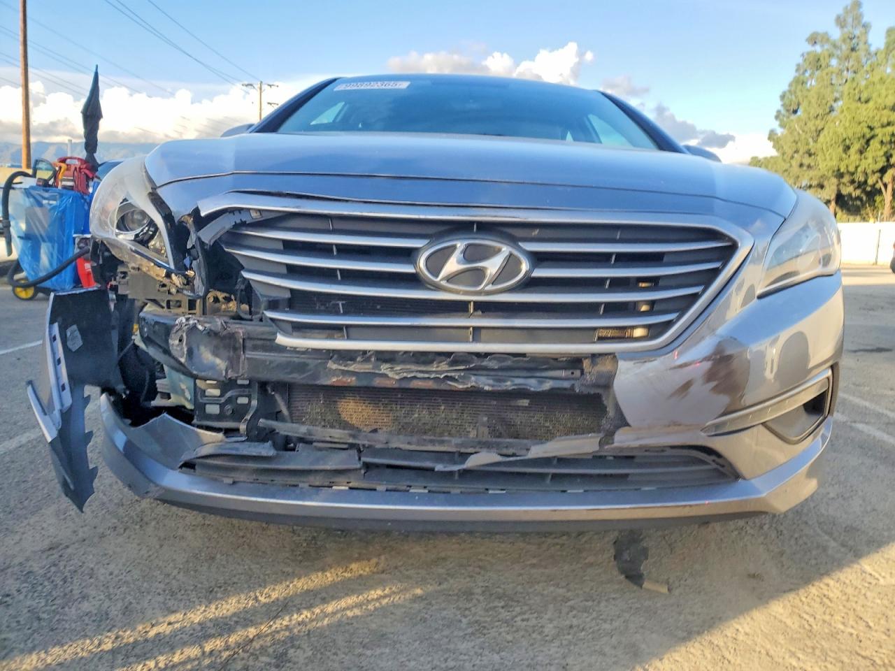 2015 HYUNDAI SONATA SE photo 5