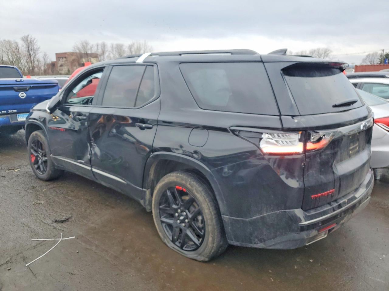 2019 CHEVROLET TRAVERSE PREMIER photo 2