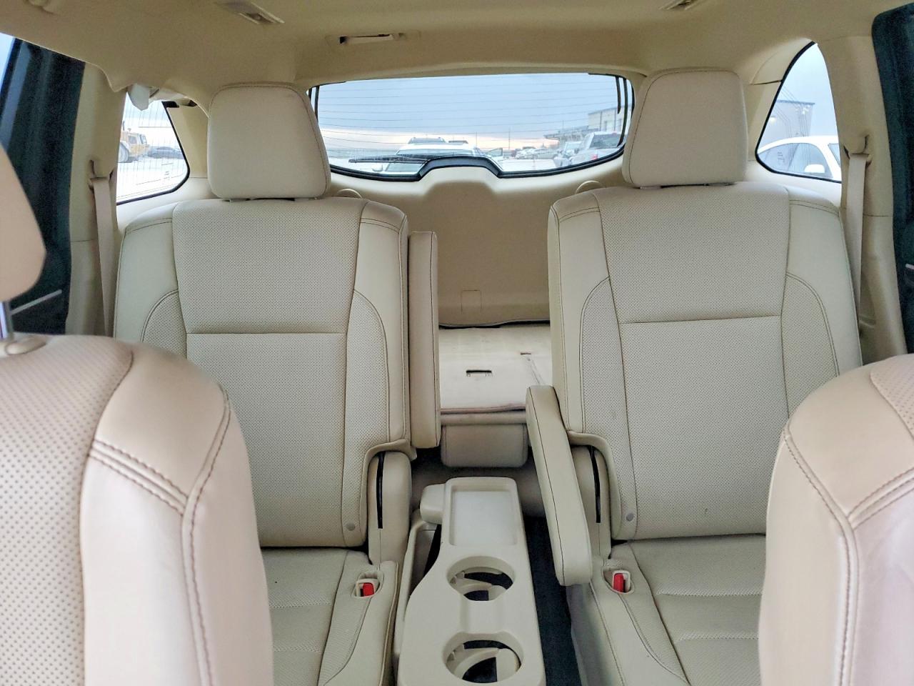 2016 TOYOTA HIGHLANDER LIMITED photo 10