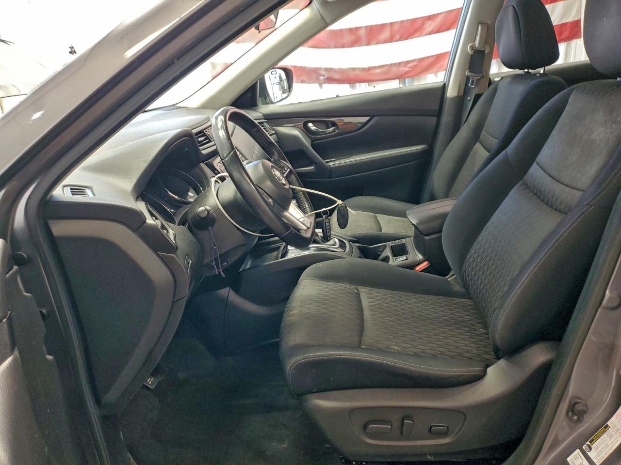 2017 NISSAN ROGUE S photo 7