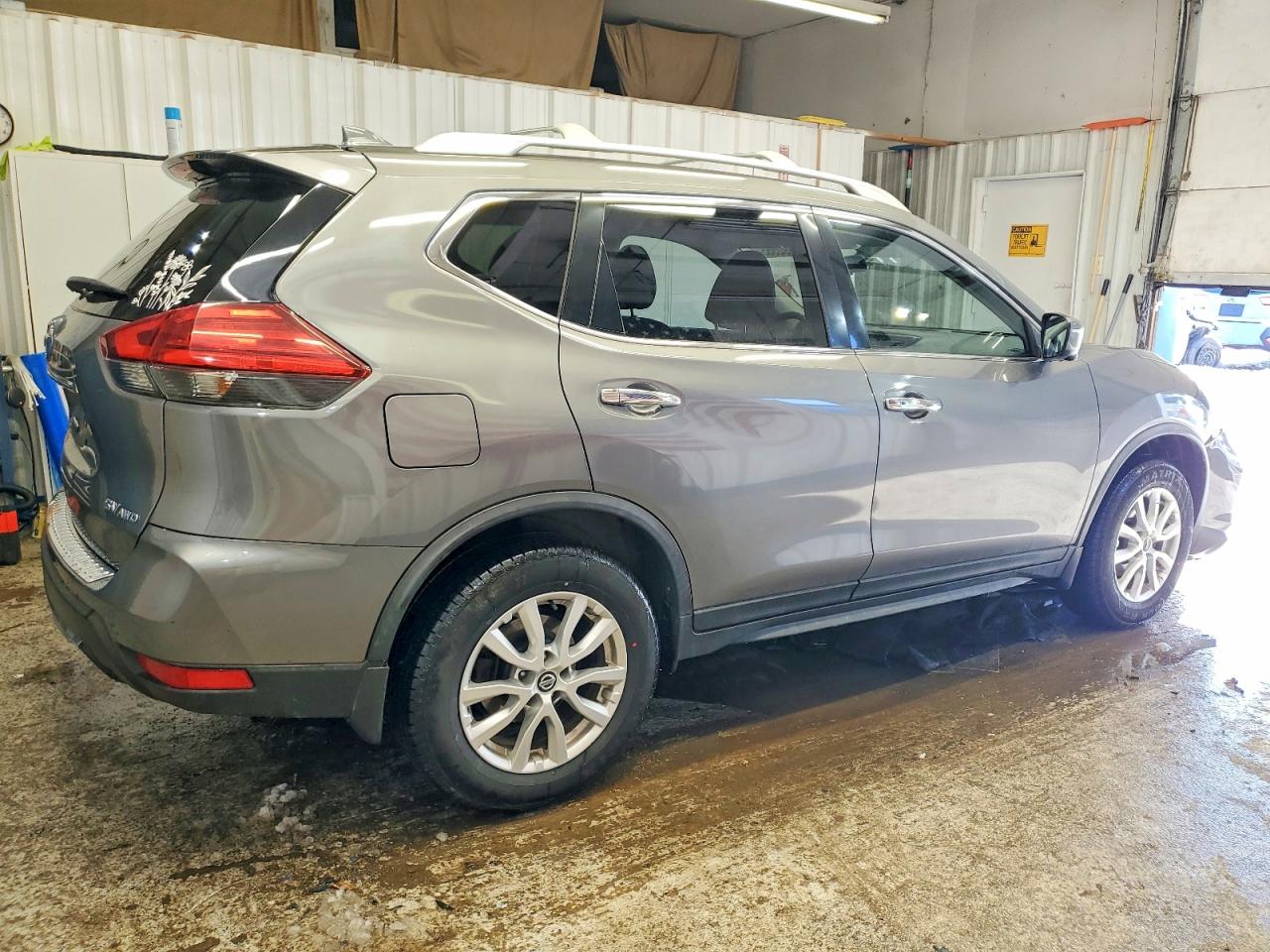 2017 NISSAN ROGUE S photo 3