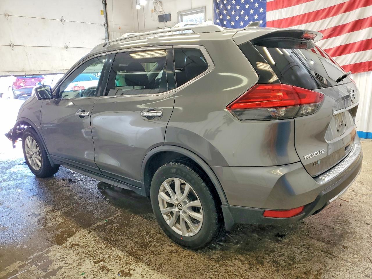 2017 NISSAN ROGUE S photo 2