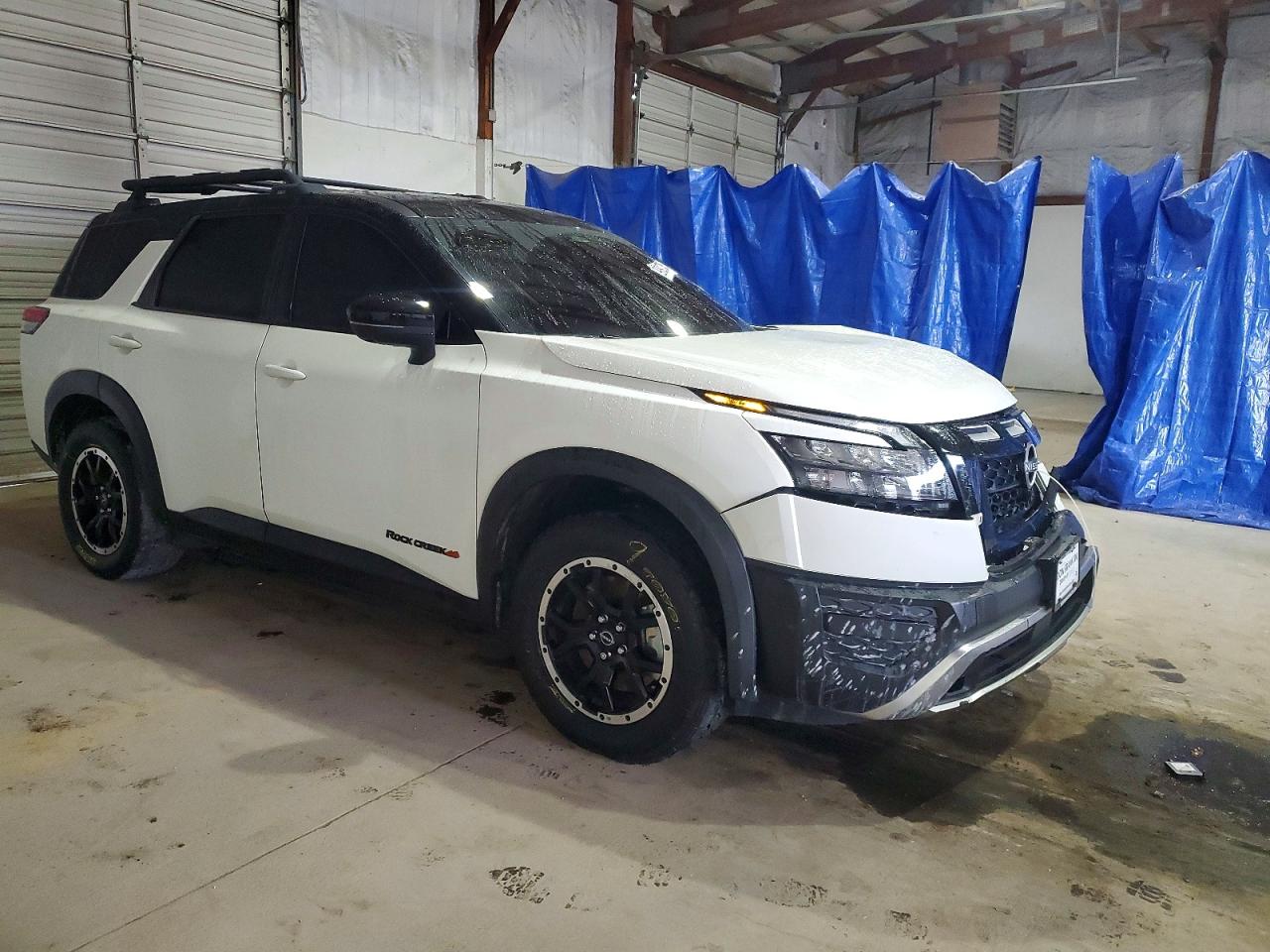 2023 NISSAN PATHFINDER SV photo 4