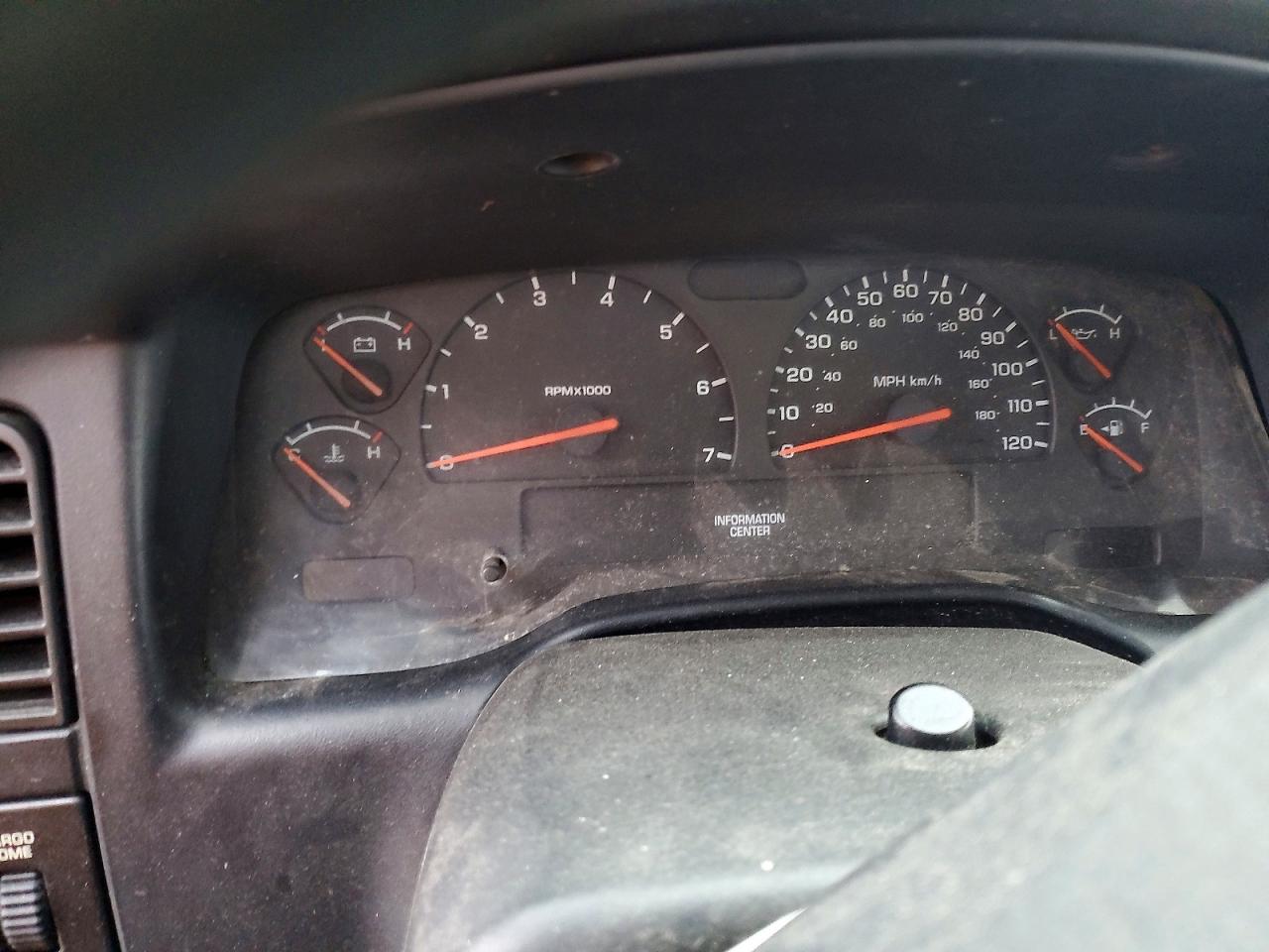 2004 DODGE DAKOTA QUAD SLT photo 9