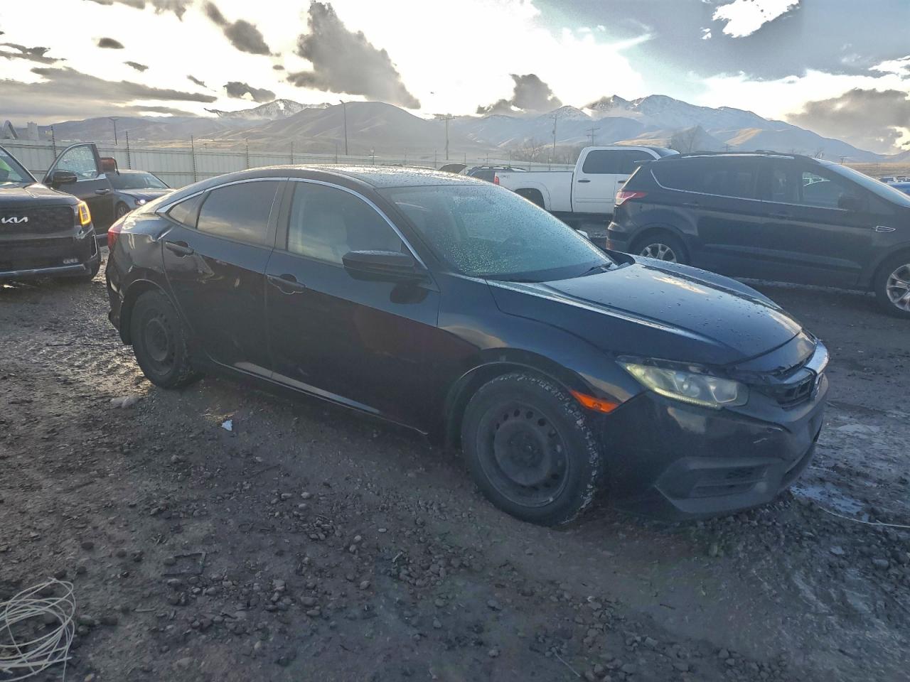 2016 HONDA CIVIC LX photo 7