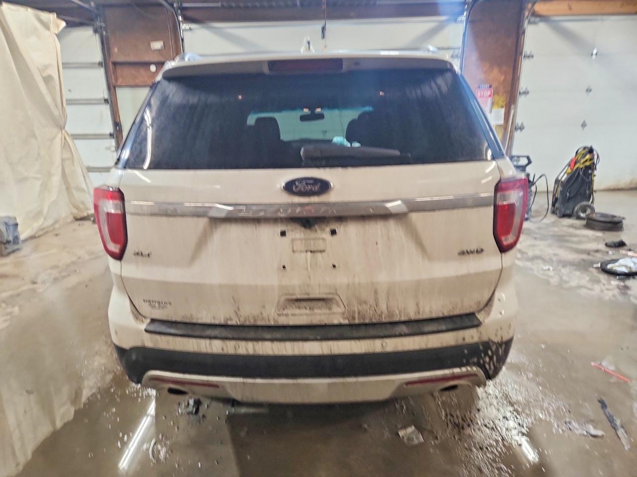 2016 FORD EXPLORER XLT photo 6