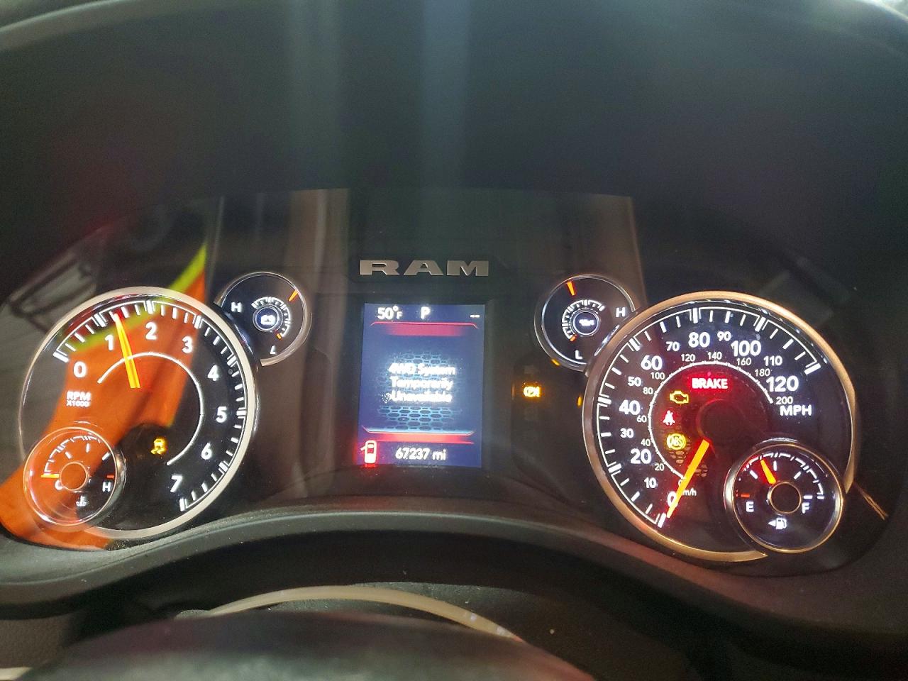 2021 RAM 1500 BIG HORN/LONE STAR photo 9