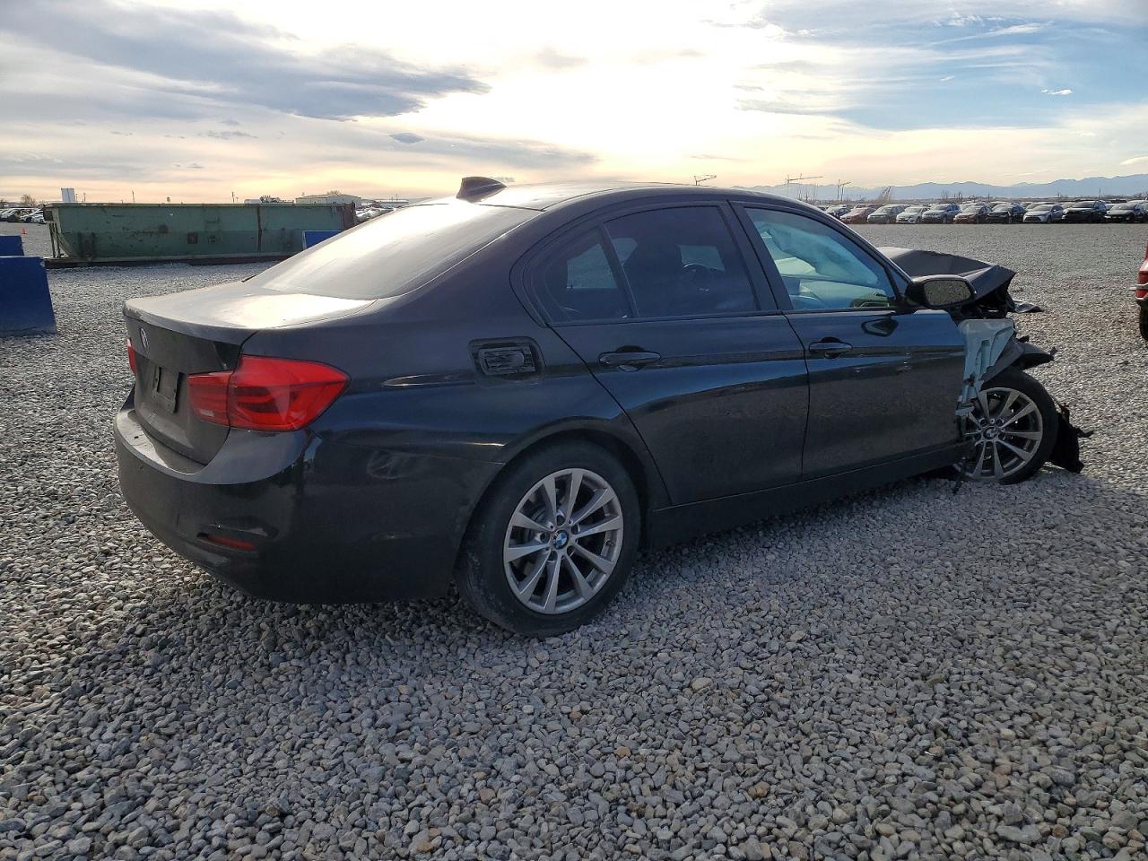 2017 BMW 320 XI photo 3