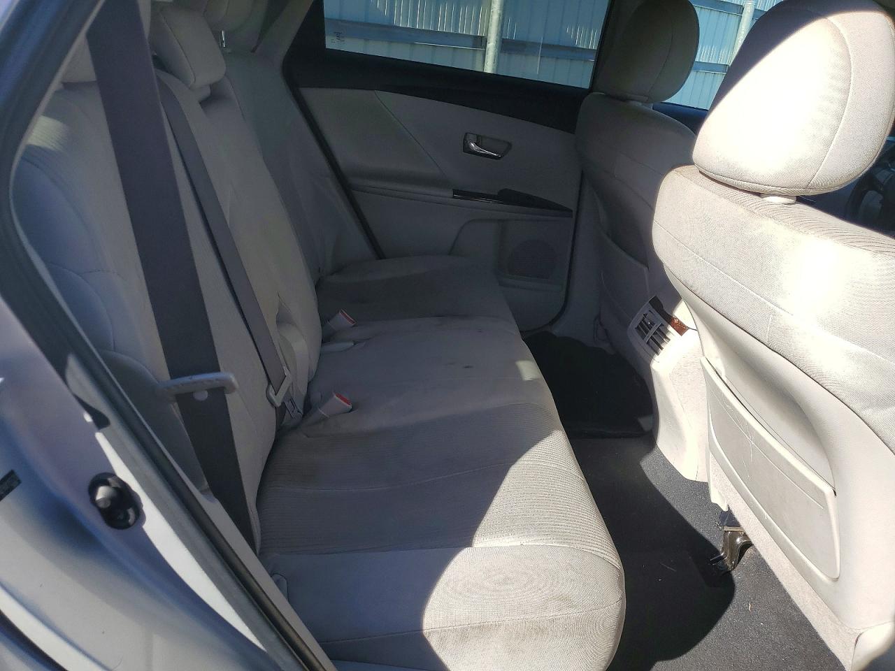 2009 TOYOTA VENZA photo 11