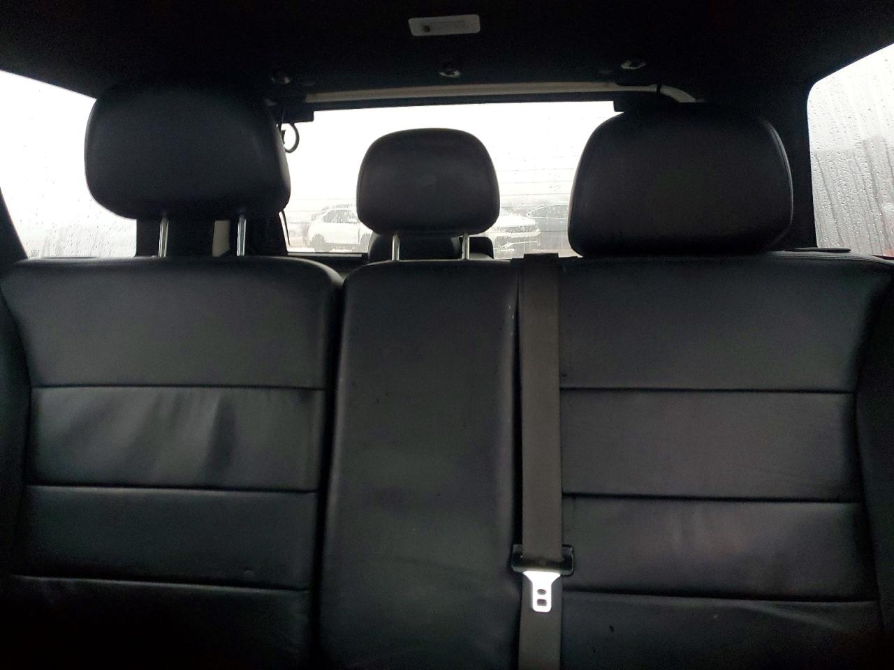 2010 FORD ESCAPE XLT photo 10