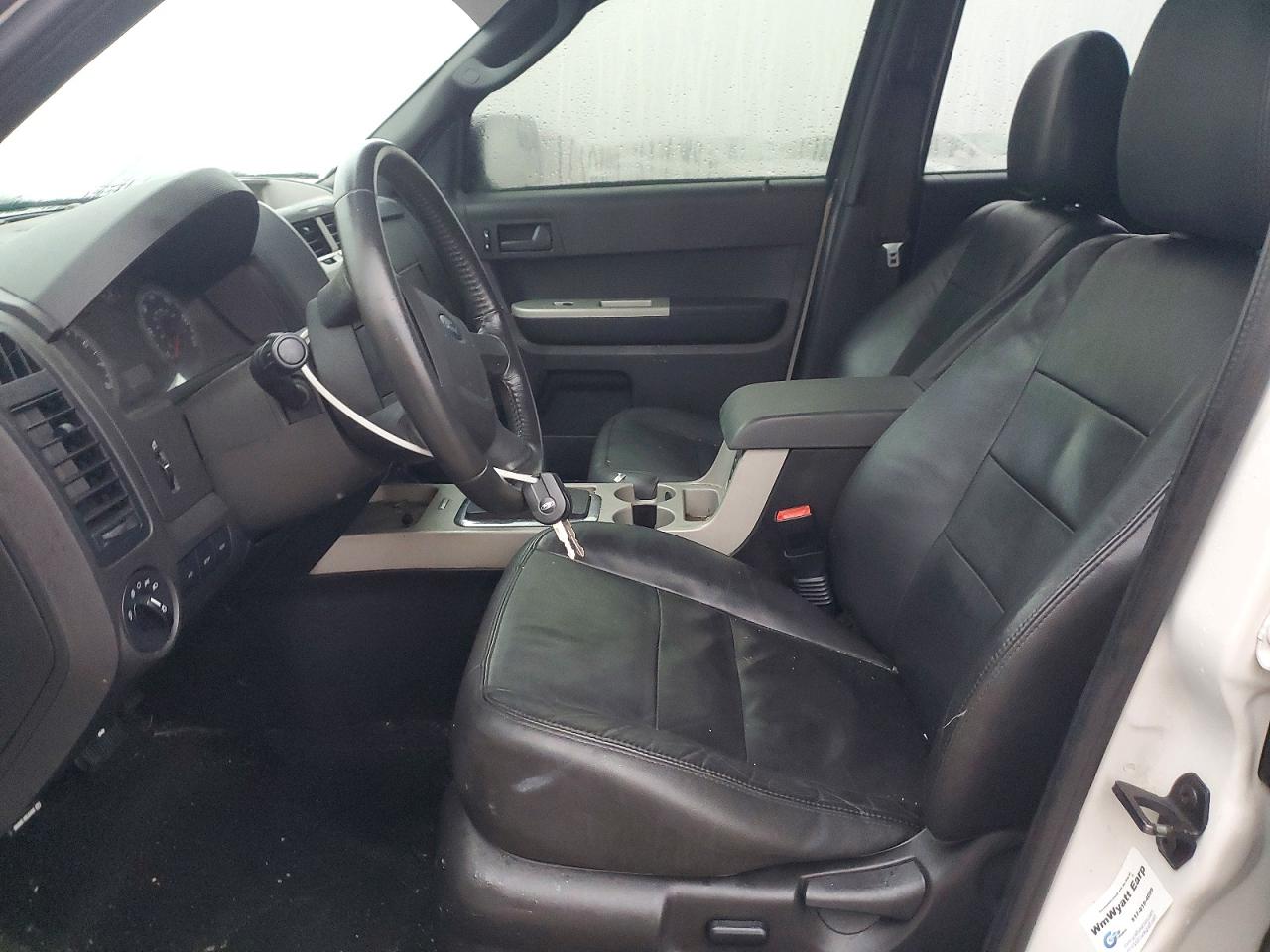 2010 FORD ESCAPE XLT photo 7