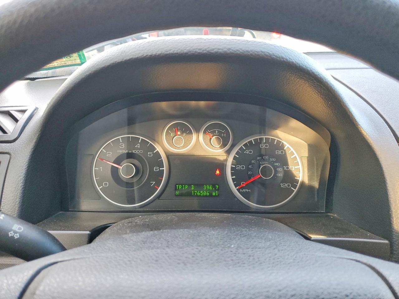 2008 FORD FUSION SE photo 9