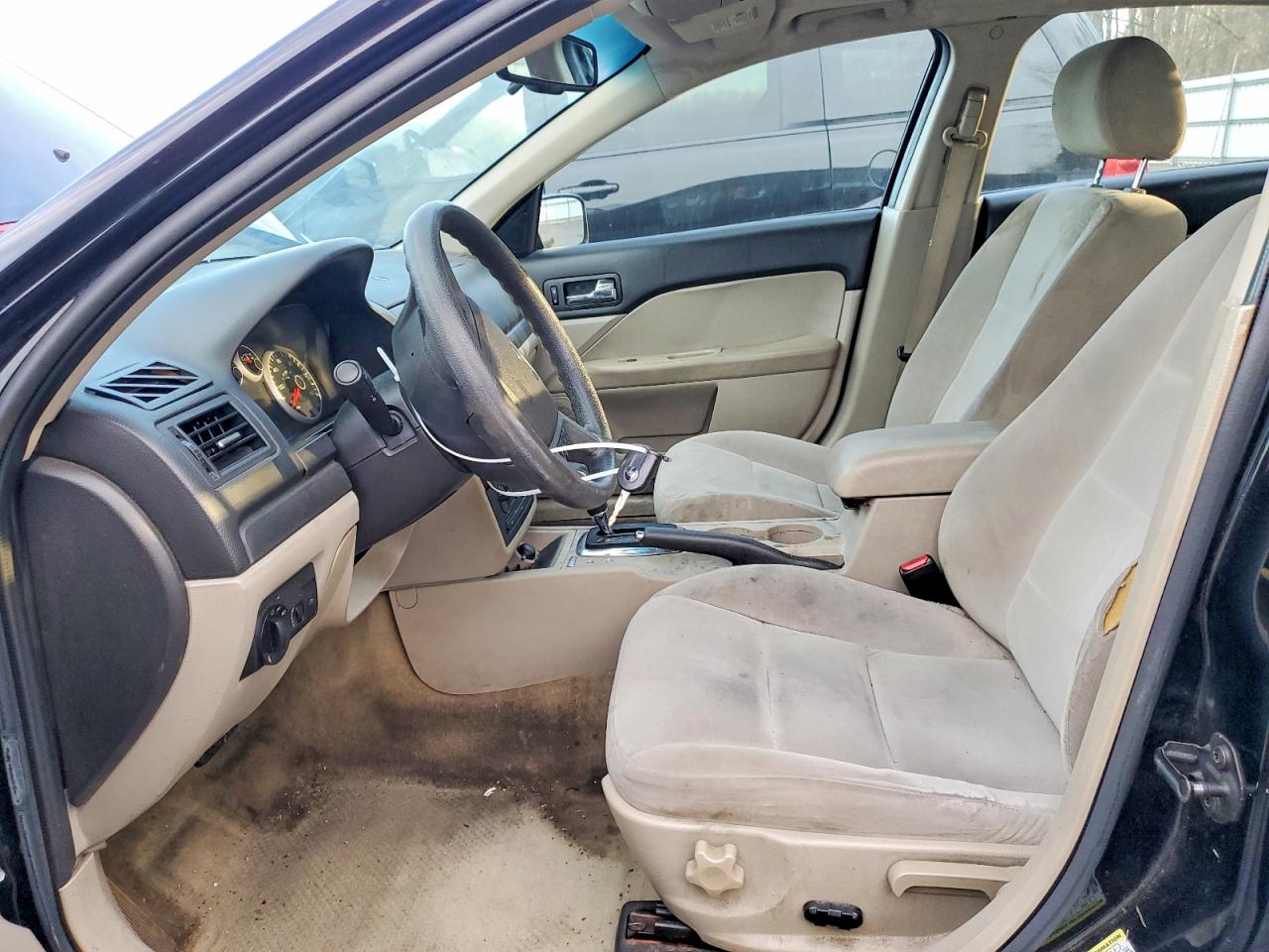 2008 FORD FUSION SE photo 7