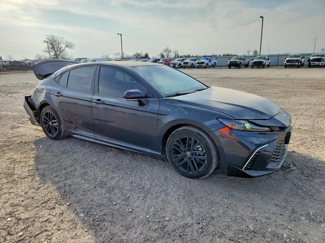 2025 TOYOTA CAMRY XSE photo 4
