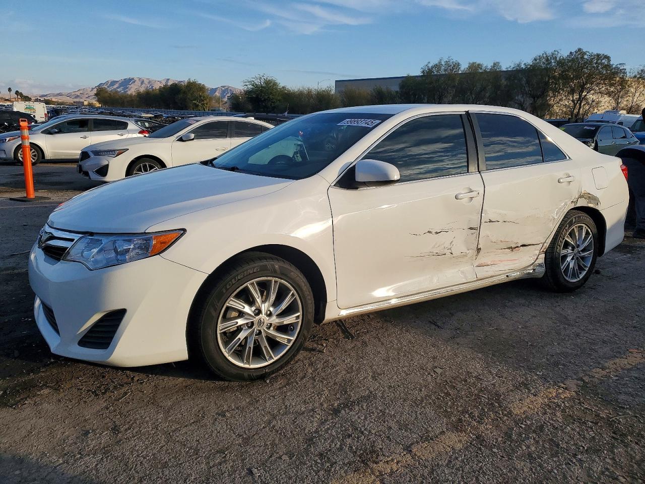 2013 TOYOTA CAMRY
