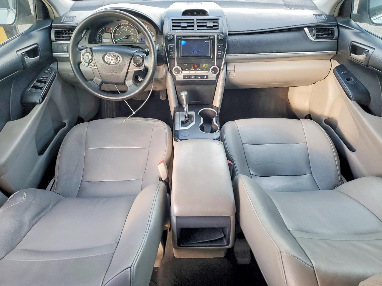 2013 TOYOTA CAMRY L photo 8
