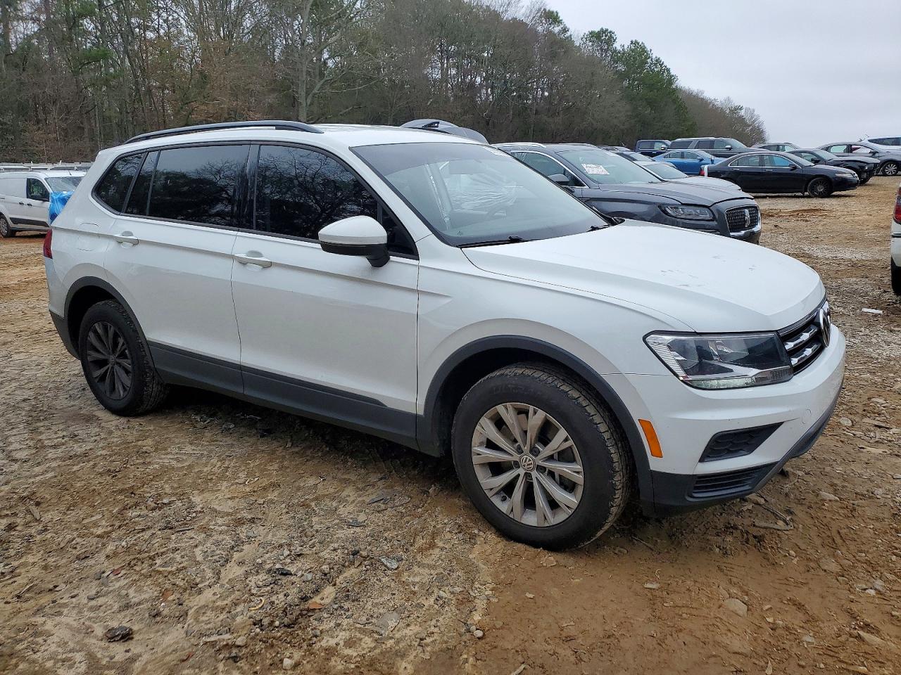 2020 VOLKSWAGEN TIGUAN S photo 4