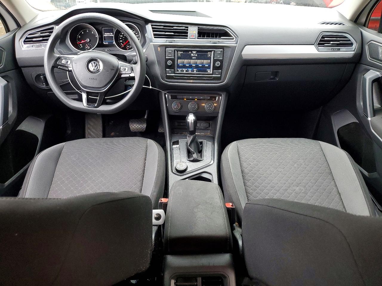 2020 VOLKSWAGEN TIGUAN S photo 8