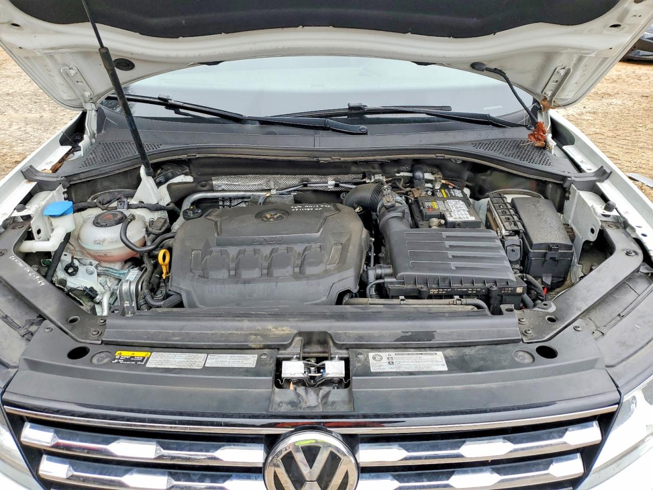 2020 VOLKSWAGEN TIGUAN S photo 12