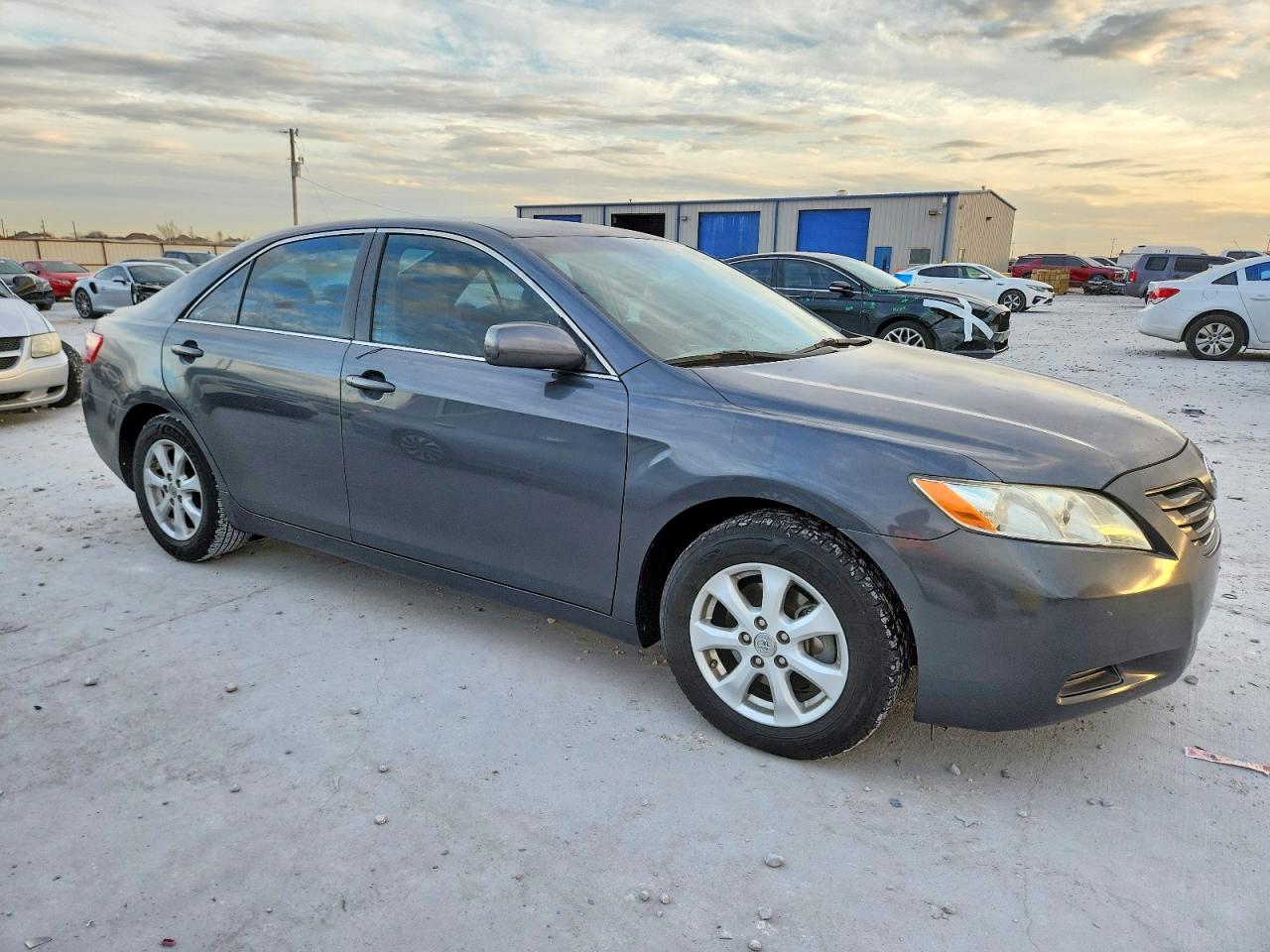 2009 TOYOTA CAMRY BASE photo 4