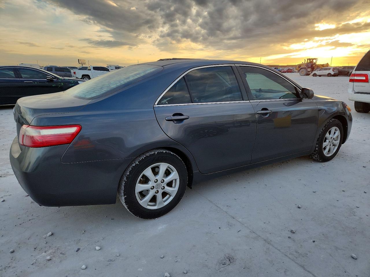 2009 TOYOTA CAMRY BASE photo 3