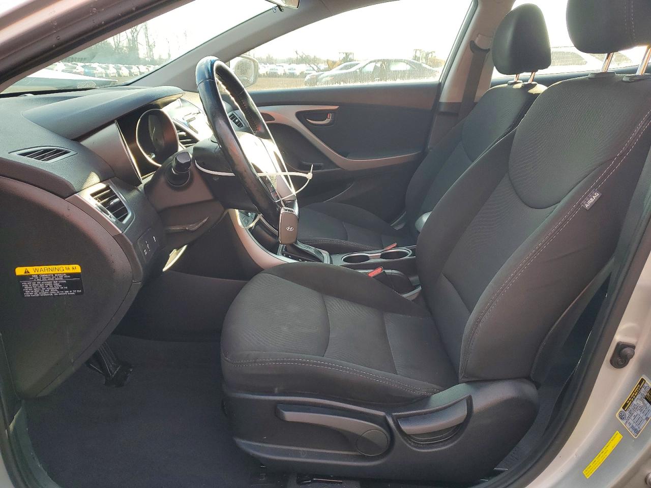 2016 HYUNDAI ELANTRA SE photo 7