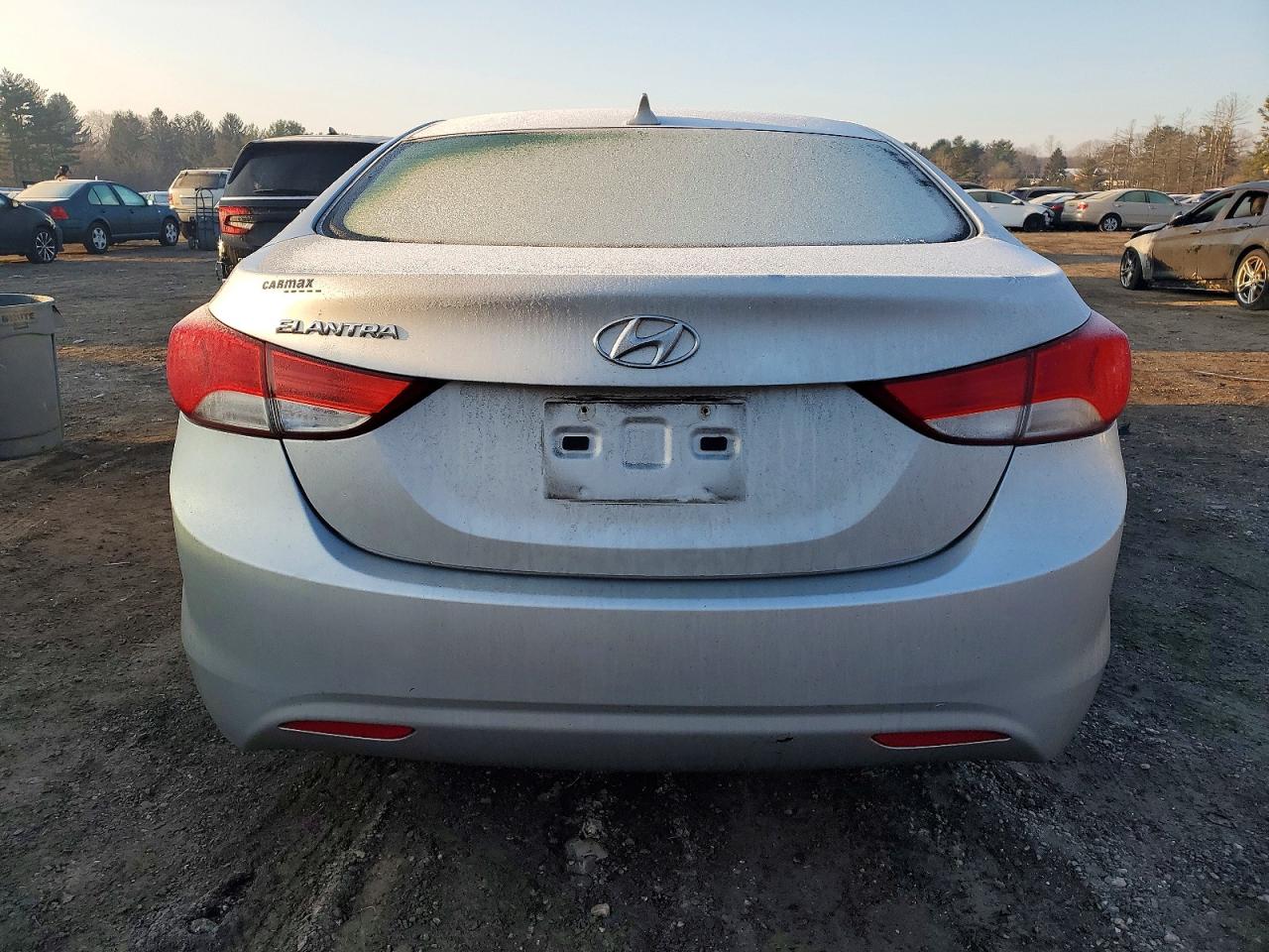 2013 HYUNDAI ELANTRA GLS photo 6