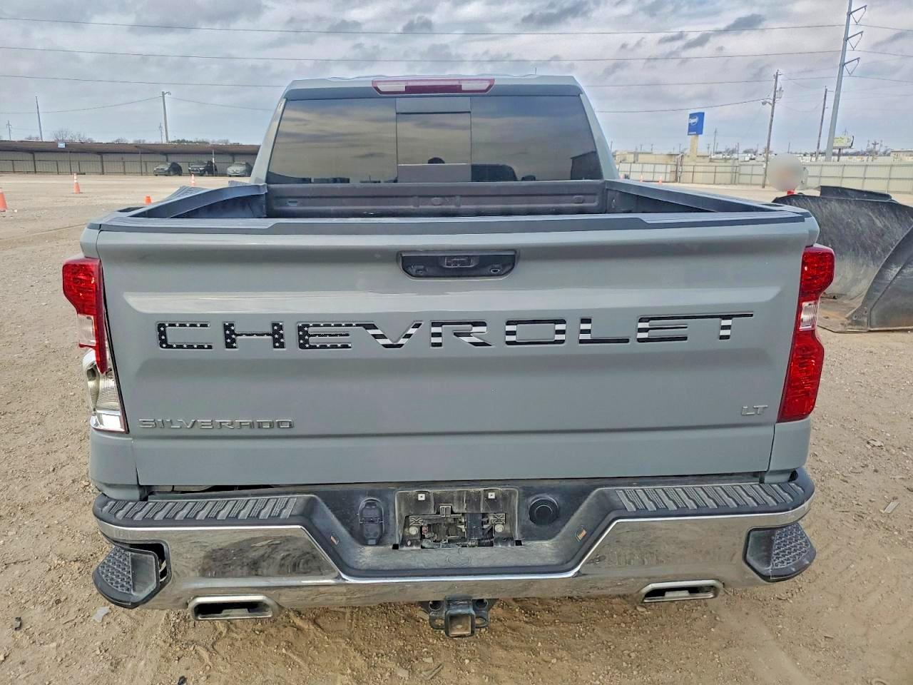 2024 CHEVROLET SILVERADO K1500 LT photo 6