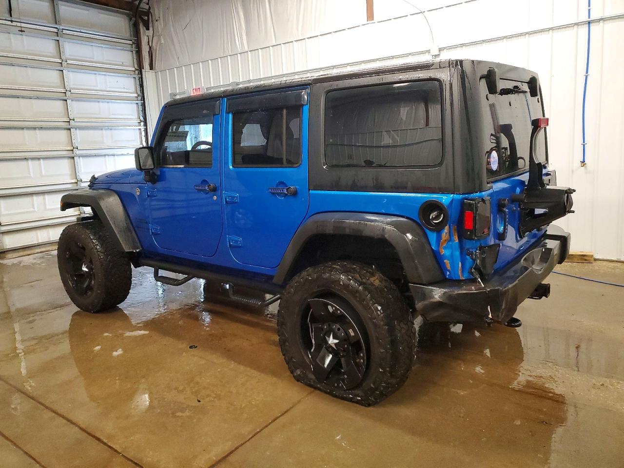 2015 JEEP WRANGLER UNLIMITED SPORT photo 2