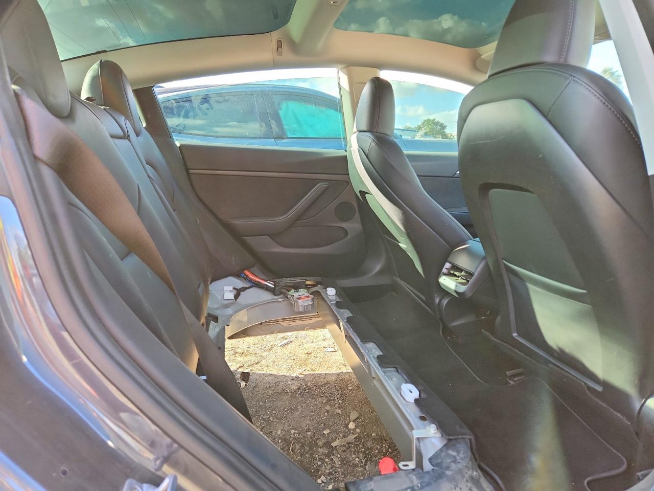 2023 TESLA MODEL 3 photo 10