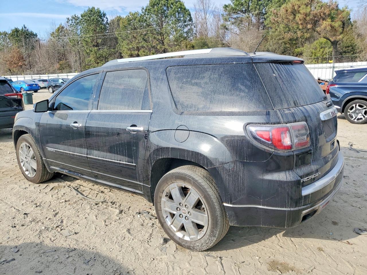 2014 GMC ACADIA DENALI photo 2