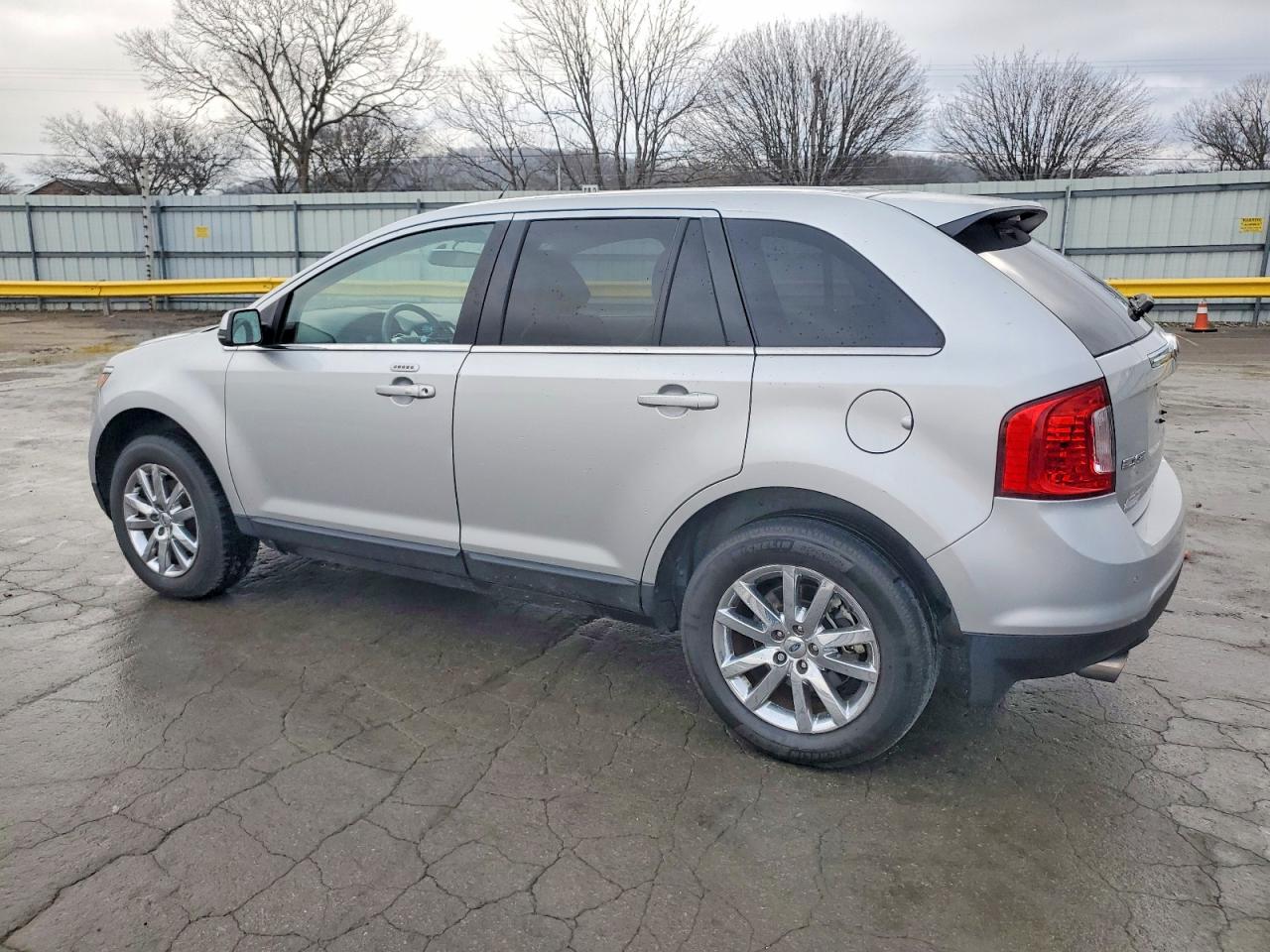 2013 FORD EDGE LIMITED photo 2