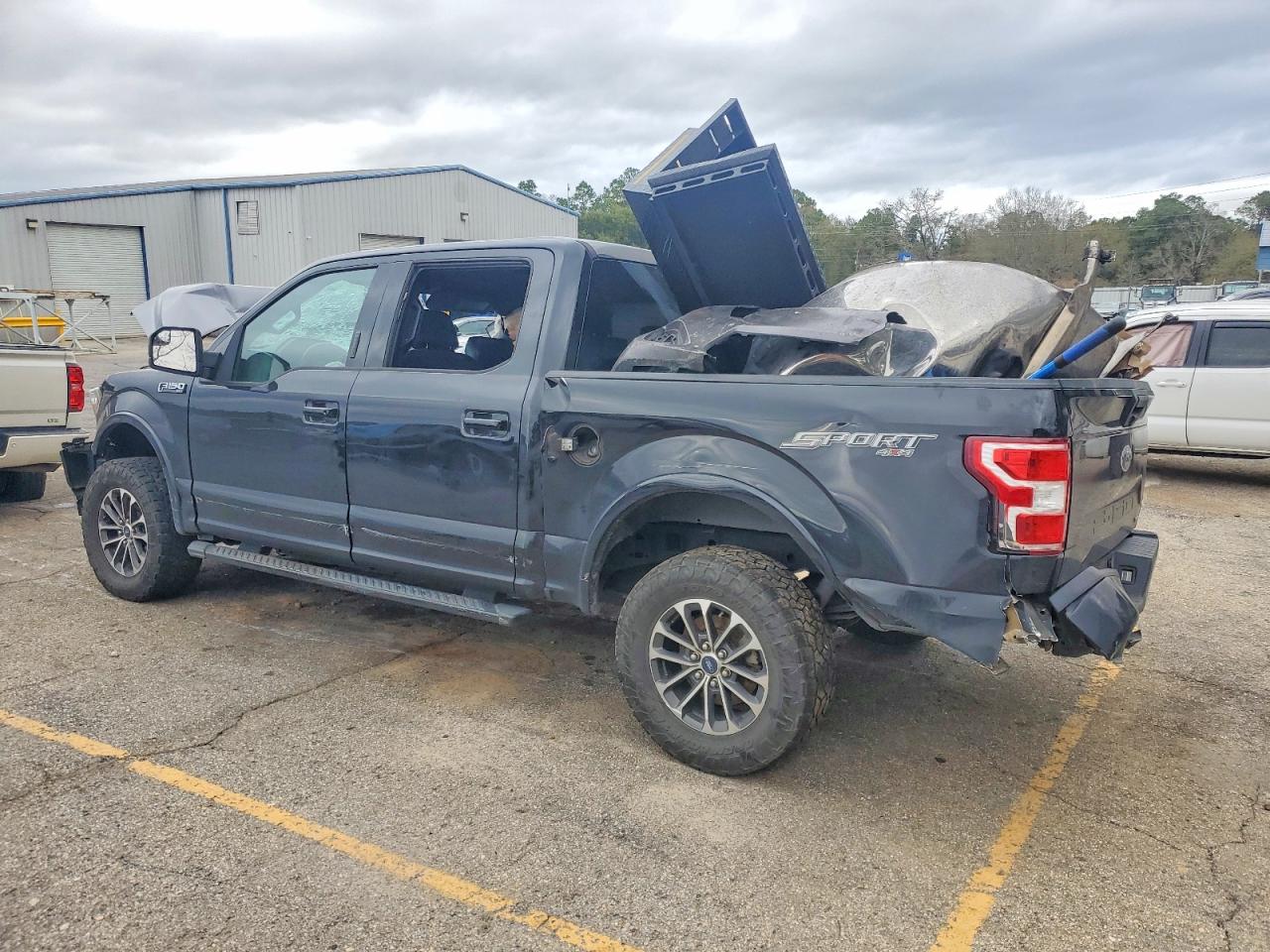 2019 FORD F150 SUPERCREW photo 2