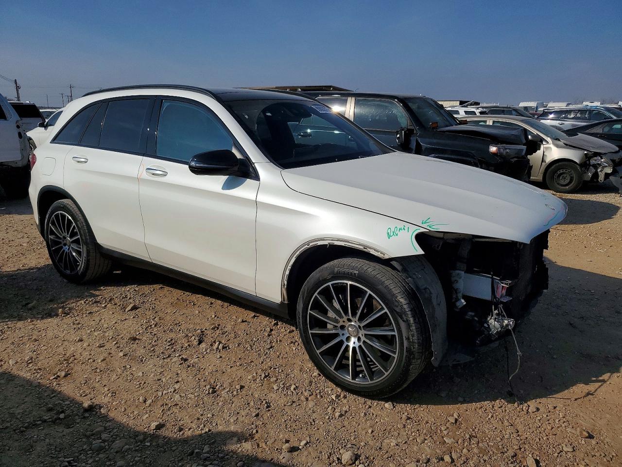 2016 MERCEDES-BENZ GLC 300 4MATIC photo 7