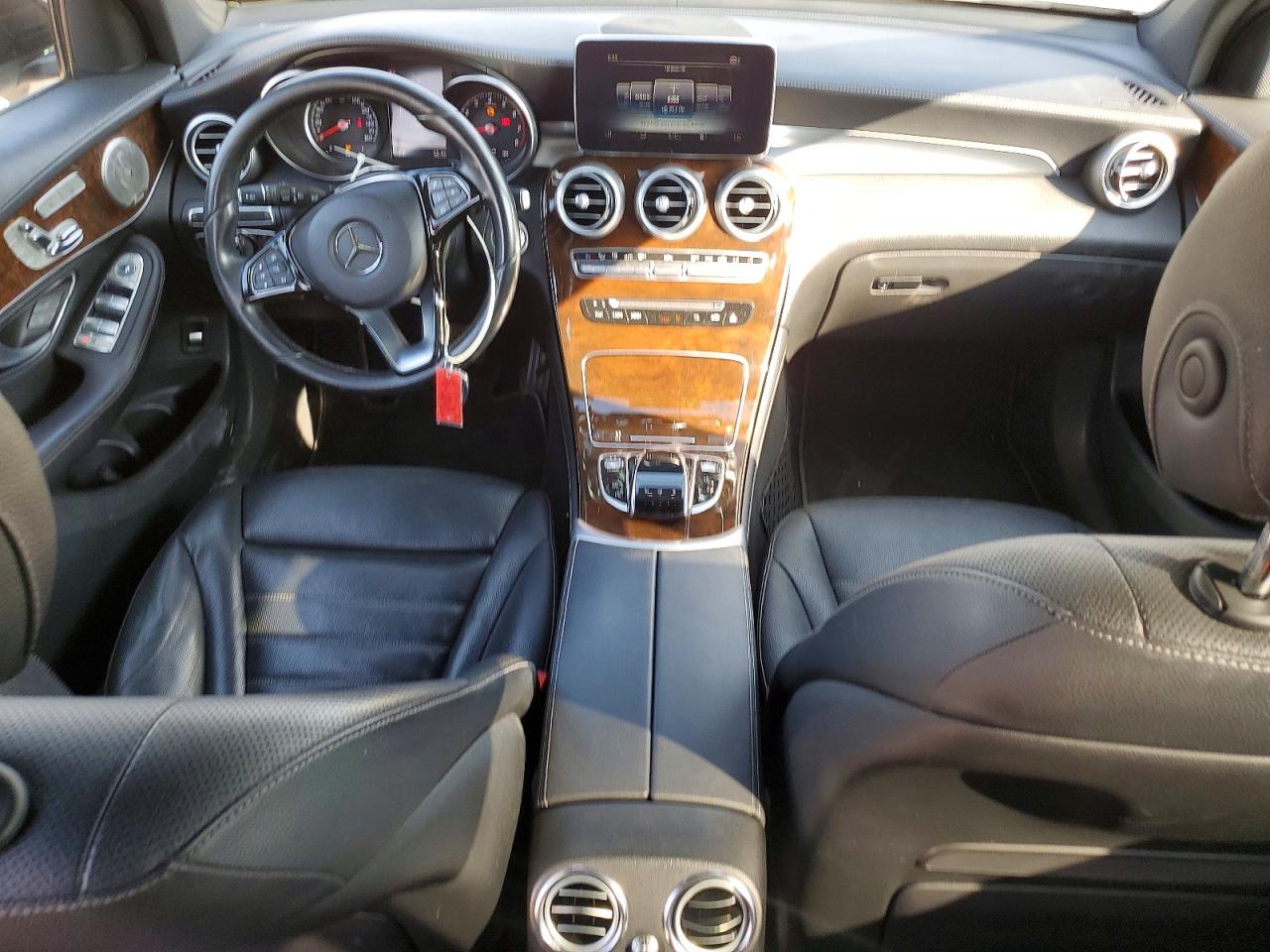 2016 MERCEDES-BENZ GLC 300 4MATIC photo 15