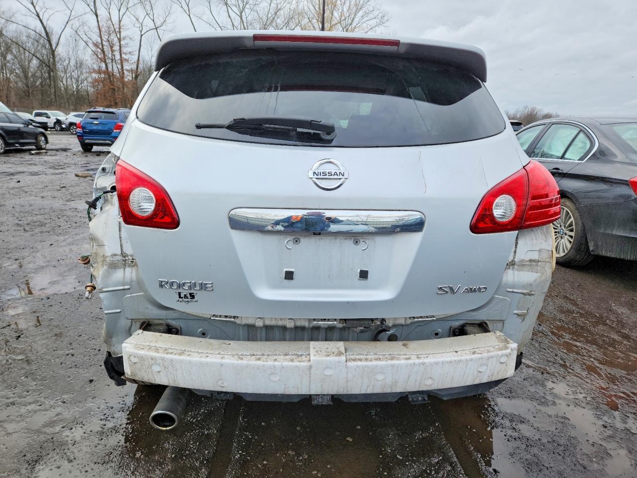 2013 NISSAN ROGUE S photo 11